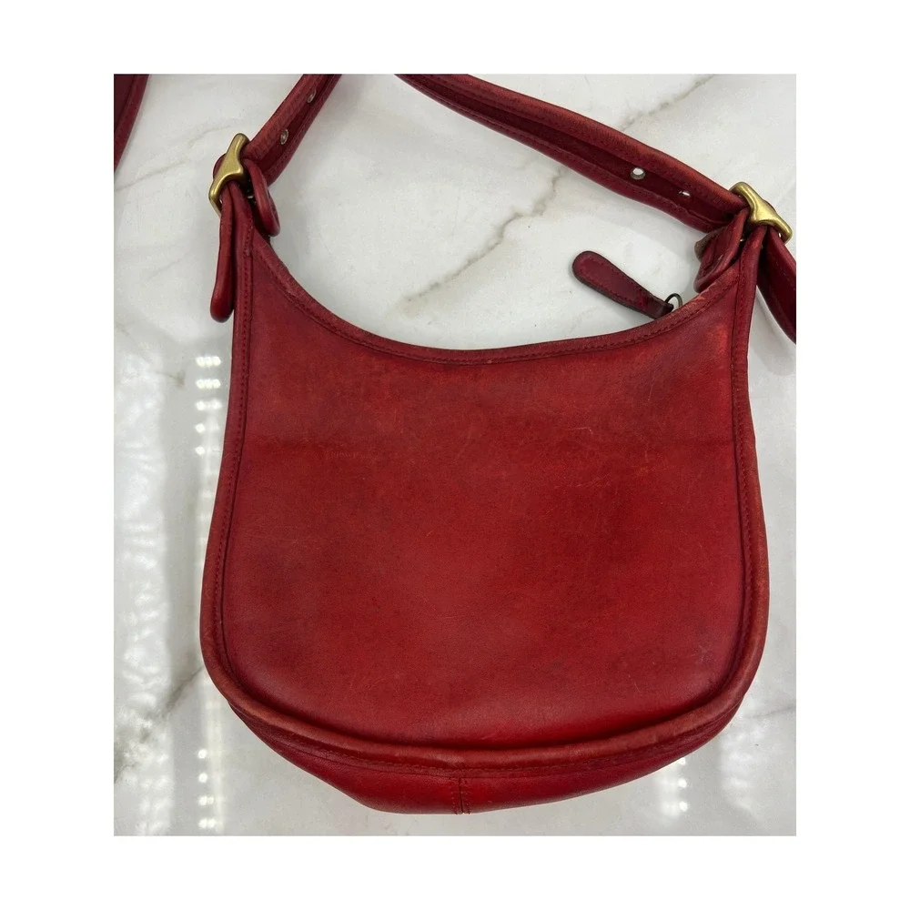 Vintage Coach 9950 Janice Legacy Shoulder Bag Red Leather